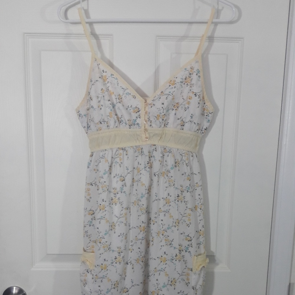 🐶Girl krazy floral sun dress🐶